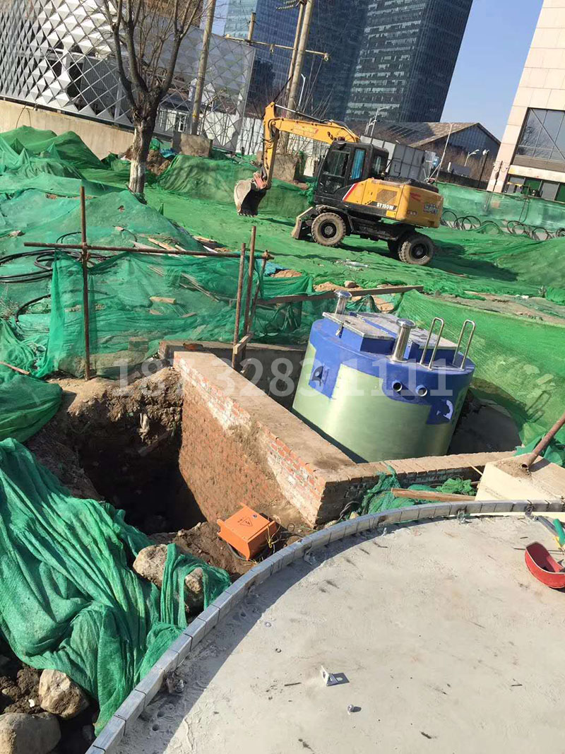 һ�w����վ